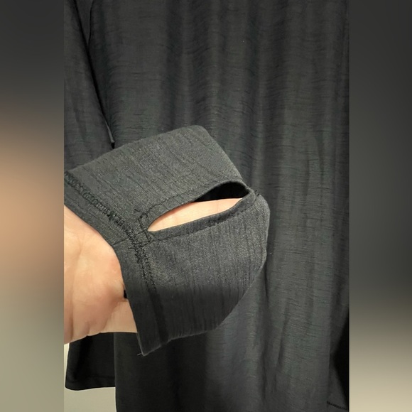 Like New! Old Navy Breathe ON Go-Dry Slub Knit Shirt Size 3X (24/26) Black Jack - Picture 5 of 8